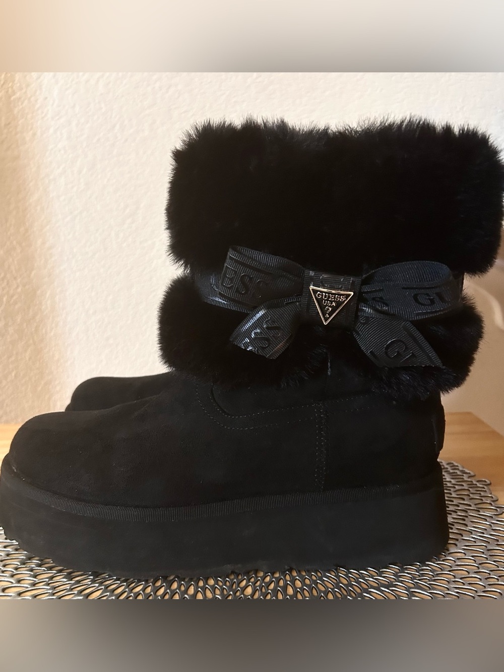 GUESS Denla Cold Weather Faux Fur Cozy Booties Size 9M